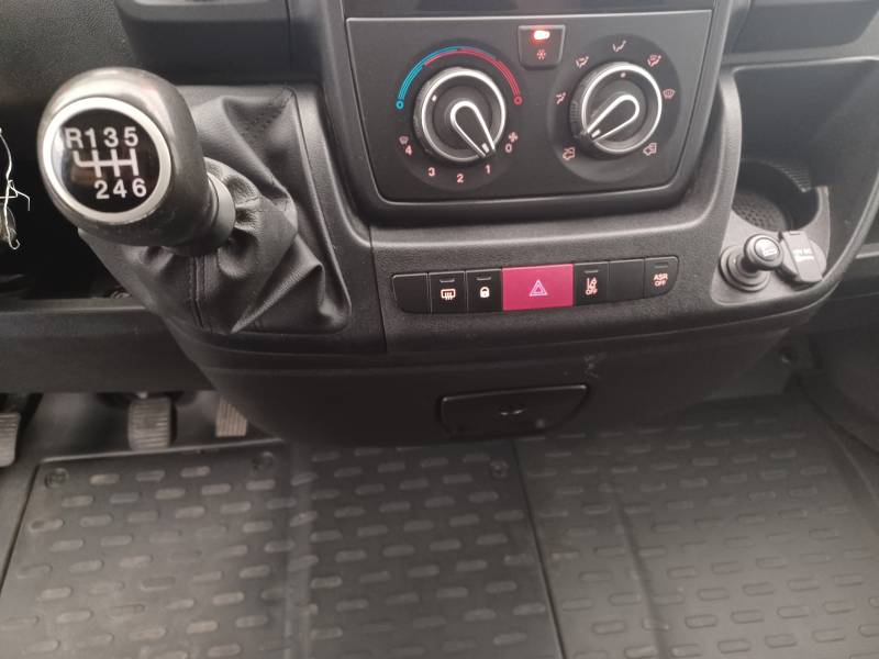 Opel Movano - (30) FGN 3.3T L2H2 140 CH PACK BUSINESS