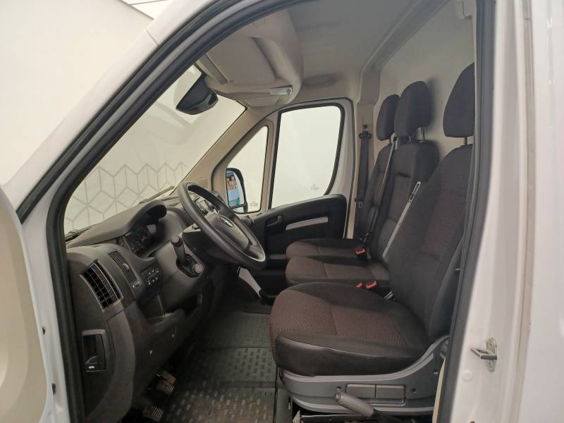 Opel Movano - (30) FGN 3.3T L2H2 140 CH PACK BUSINESS