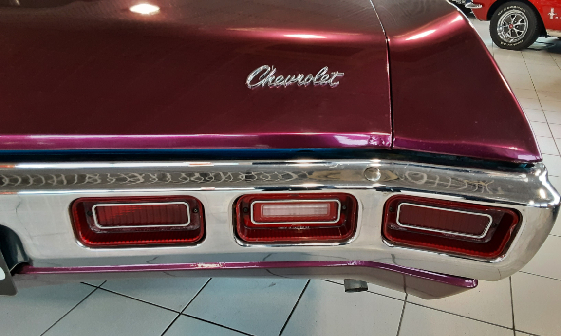 Chevrolet Impala - CUSTOM SS 427 CI V8