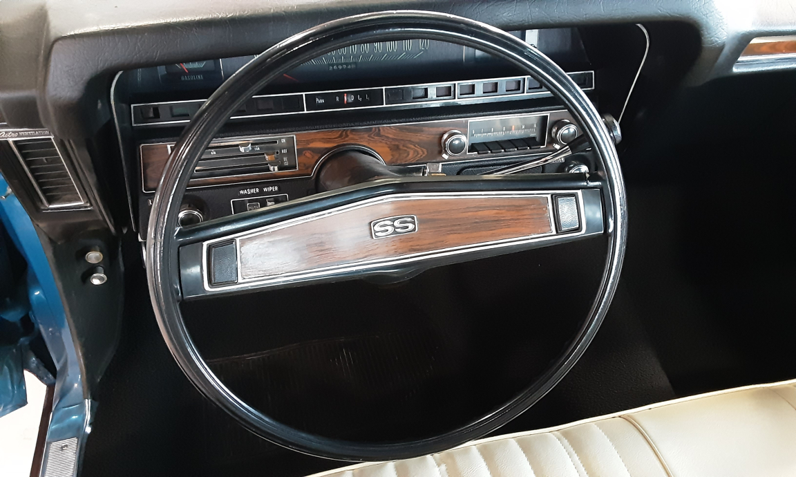 Chevrolet Impala - CUSTOM SS 427 CI V8