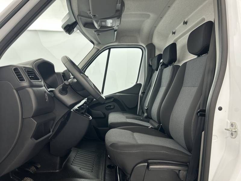 Renault Master - FOURGON FGN TRAC F3500 L3H3 BLUE DCI 135 CONFORT